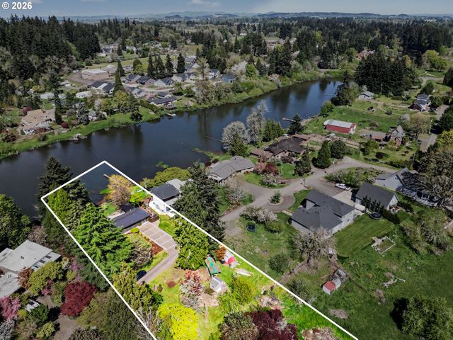 1017 JONES Ave, Albany, OR 97321
