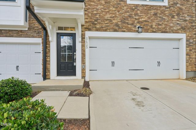 8405 Zinc Autumn Path, Raleigh, NC 27615