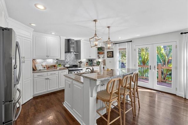 5441 Chadwick Road, Fairway, KS 66205