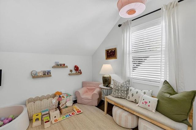 5441 Chadwick Road, Fairway, KS 66205