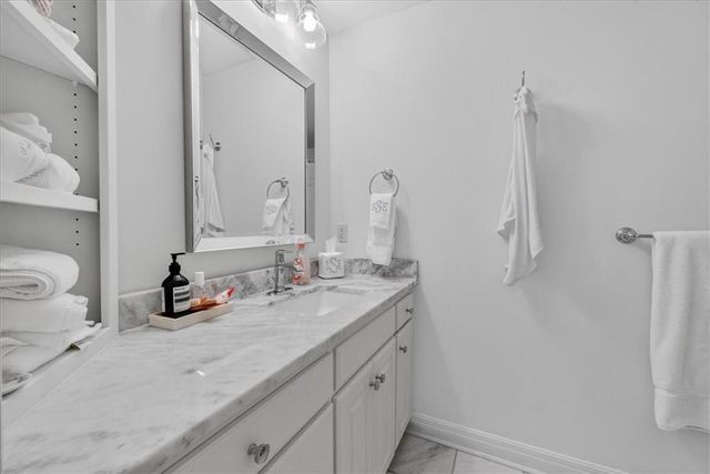 5441 Chadwick Road, Fairway, KS 66205