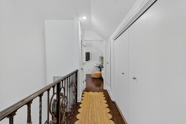 5441 Chadwick Road, Fairway, KS 66205