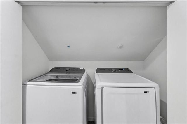 5441 Chadwick Road, Fairway, KS 66205