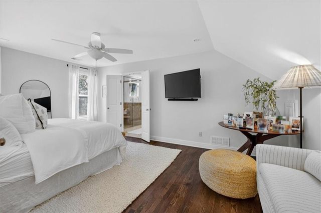 5441 Chadwick Road, Fairway, KS 66205