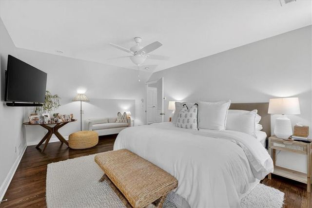 5441 Chadwick Road, Fairway, KS 66205