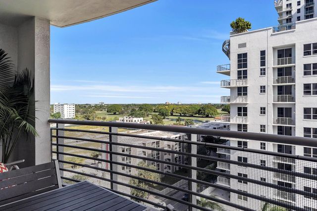 1830 Radius Drive 912, Hollywood, FL 33020