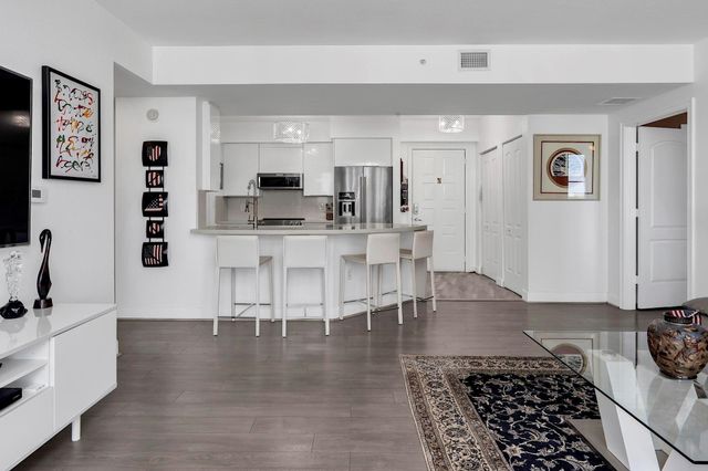 1830 Radius Drive 912, Hollywood, FL 33020