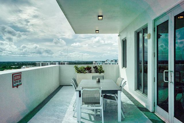 1830 Radius Drive 912, Hollywood, FL 33020