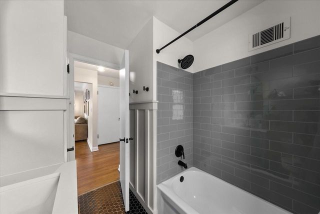 2217 Lefeber AVENUE, Wauwatosa, WI 53213