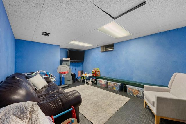 2217 Lefeber AVENUE, Wauwatosa, WI 53213