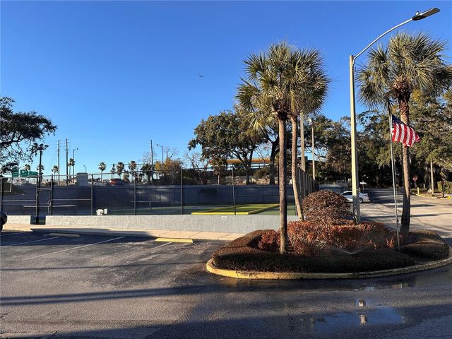 17 ESCONDIDO CIRCLE 236, Altamonte Springs, FL 32701