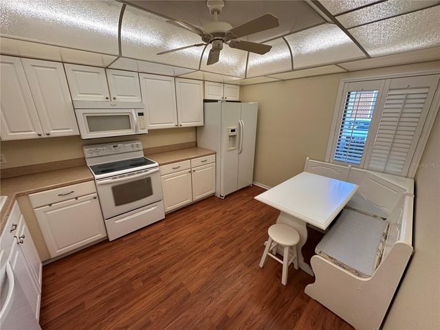 17 ESCONDIDO CIRCLE 236, Altamonte Springs, FL 32701