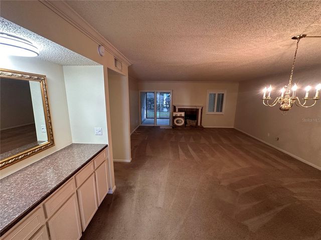 17 ESCONDIDO CIRCLE 236, Altamonte Springs, FL 32701