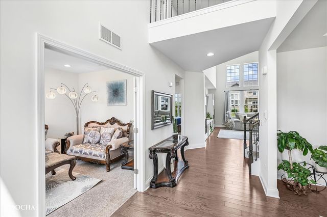 4327 Conifer Road, Naperville, IL 60564