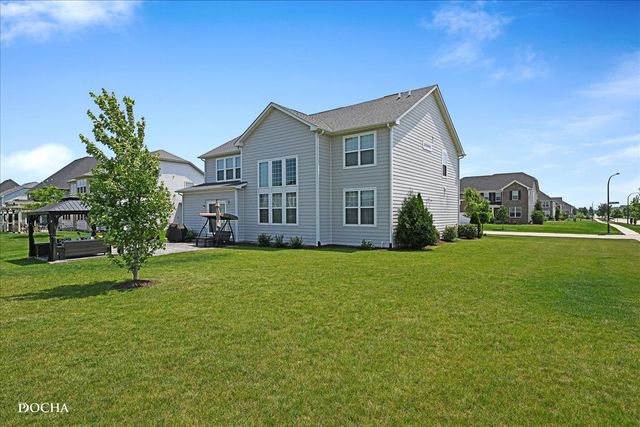 4327 Conifer Road, Naperville, IL 60564