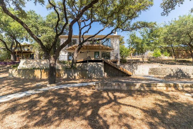 25201 & 25203 Lakeview DR, Spicewood, TX 78669