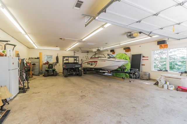 25201 & 25203 Lakeview DR, Spicewood, TX 78669