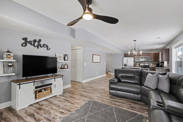 6576 Moss Lake Drive, Hudsonville, MI 49426