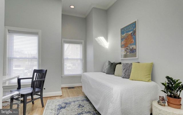 1010 W NW, Washington, DC 20001