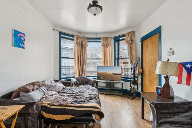 1012 N RIDGEWAY Avenue, Chicago, IL 60651