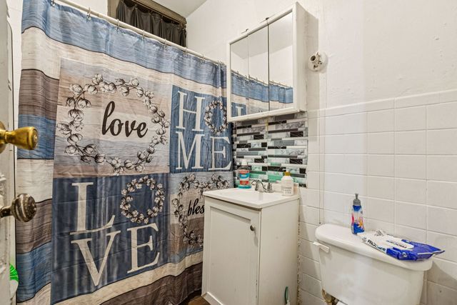 1012 N RIDGEWAY Avenue, Chicago, IL 60651