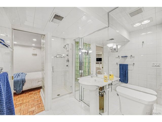 12655 W Bayaud Ave 40, Lakewood, CO 80228