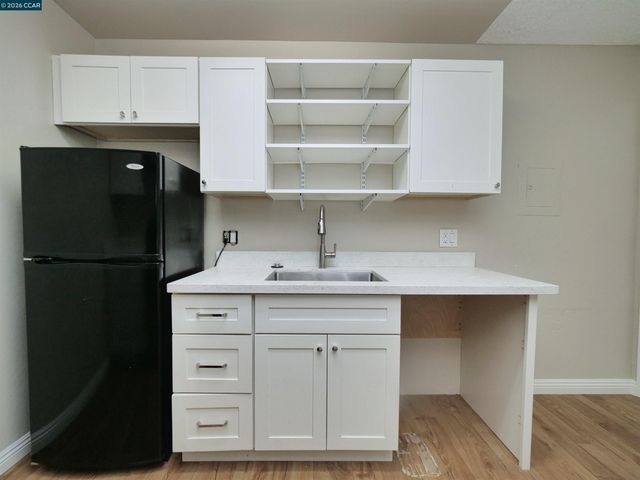 405 Piccadilly Place 24, San Bruno, CA 94066