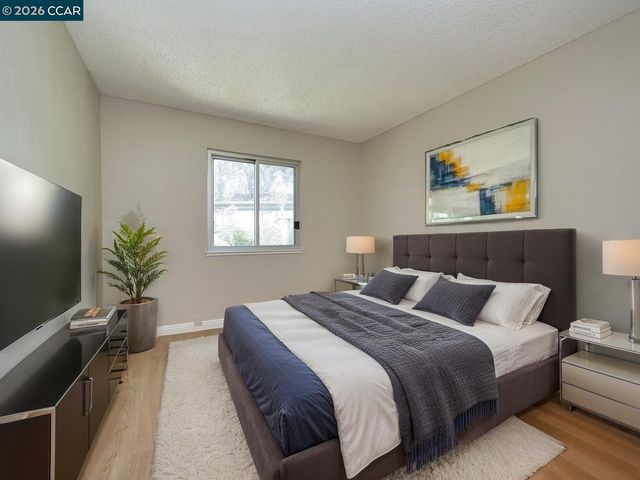 405 Piccadilly Place 24, San Bruno, CA 94066