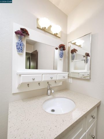 405 Piccadilly Place 24, San Bruno, CA 94066