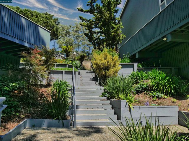 405 Piccadilly Place 24, San Bruno, CA 94066