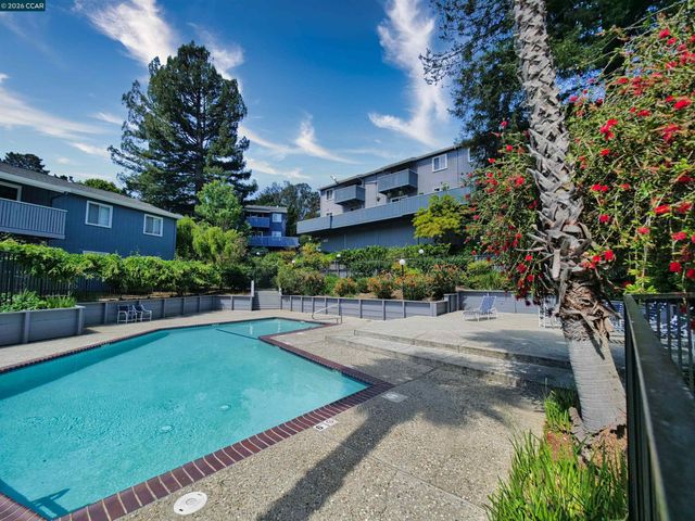 405 Piccadilly Place 24, San Bruno, CA 94066