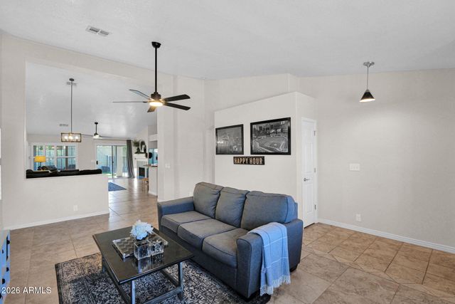 1141 E BRUCE Avenue, Gilbert, AZ 85234