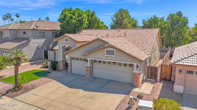 1141 E BRUCE Avenue, Gilbert, AZ 85234