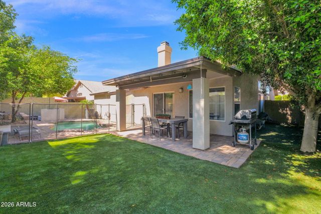 1141 E BRUCE Avenue, Gilbert, AZ 85234