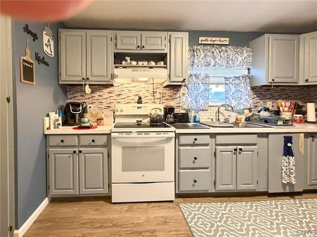 212 Roosevelt Drive, Utica, NY 13502