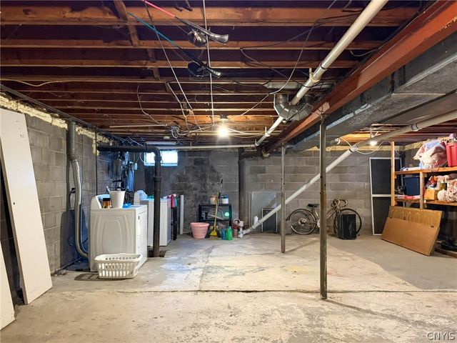 212 Roosevelt Drive, Utica, NY 13502