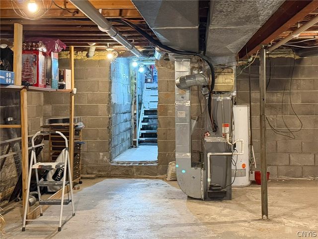 212 Roosevelt Drive, Utica, NY 13502