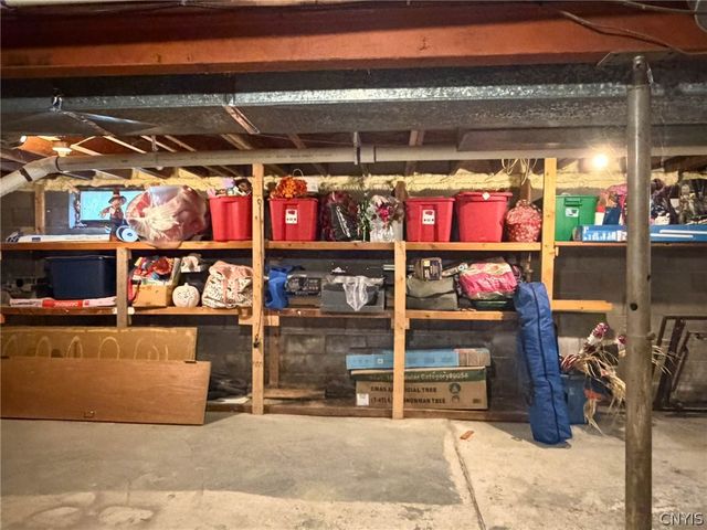 212 Roosevelt Drive, Utica, NY 13502