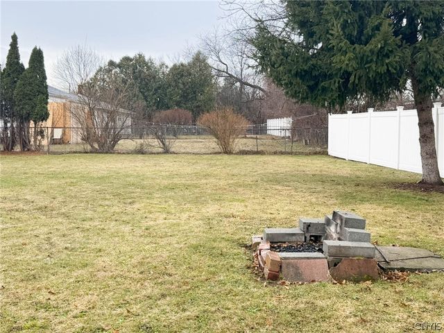 212 Roosevelt Drive, Utica, NY 13502