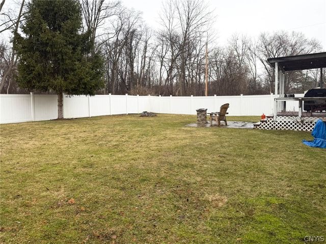 212 Roosevelt Drive, Utica, NY 13502