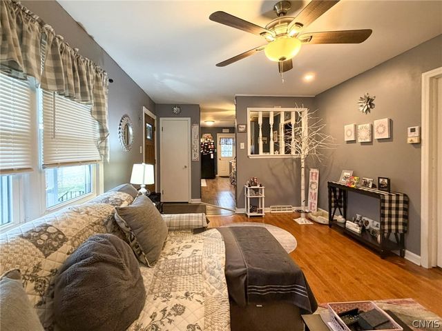 212 Roosevelt Drive, Utica, NY 13502