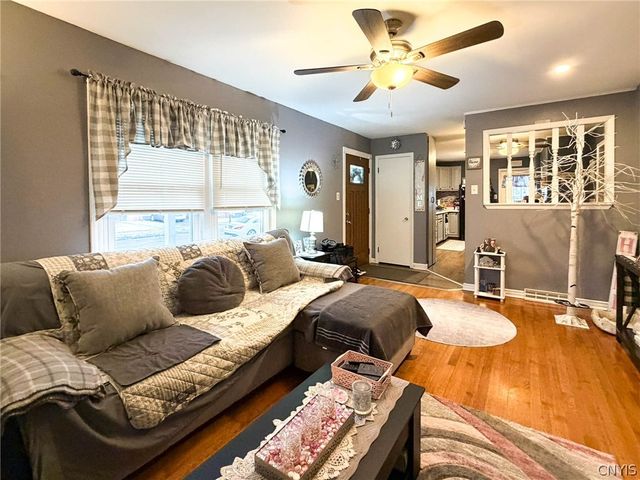 212 Roosevelt Drive, Utica, NY 13502