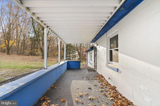 198 GLENROSE RD, Coatesville, PA 19320