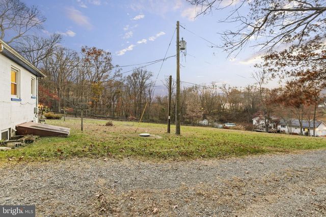 198 GLENROSE RD, Coatesville, PA 19320