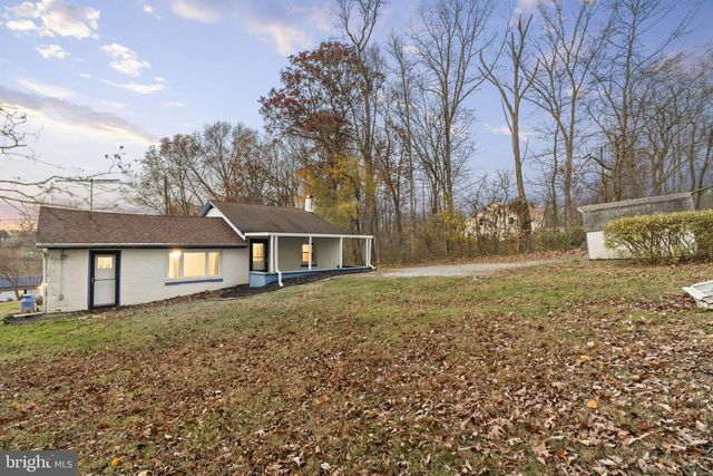 198 GLENROSE RD, Coatesville, PA 19320