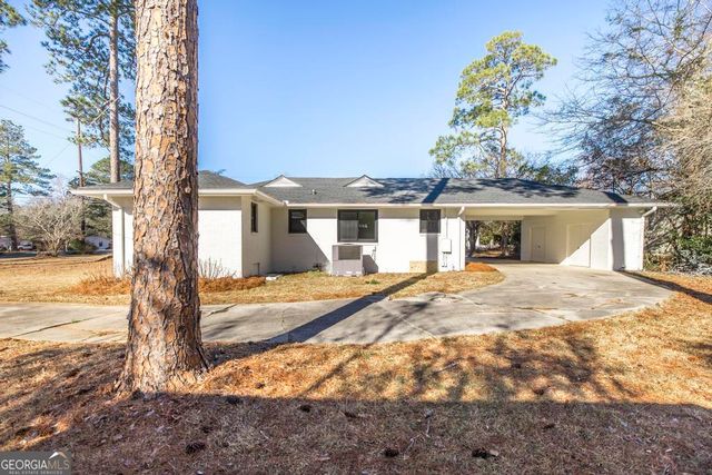 634 Pine Ridge Street, Perry, GA 31069