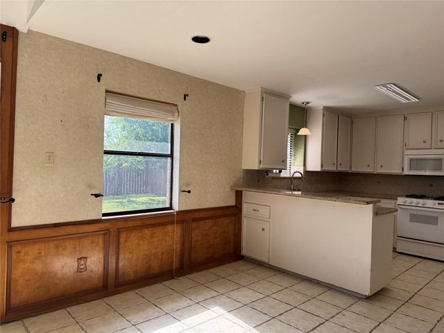 8614 Freewood Street, Houston, TX 77034