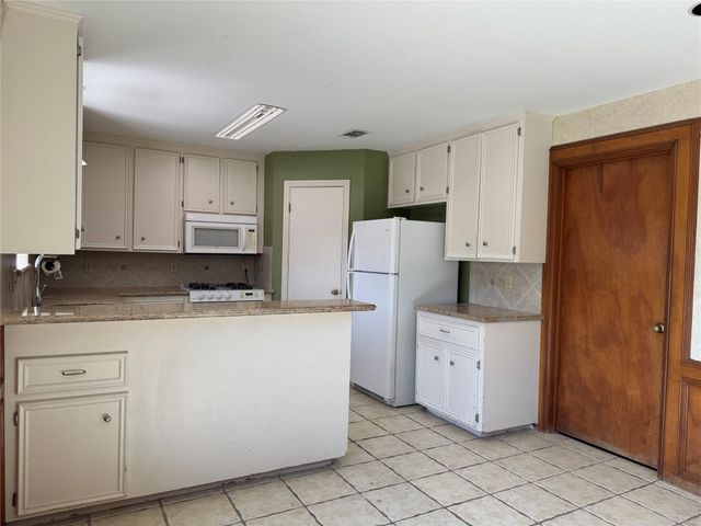 8614 Freewood Street, Houston, TX 77034