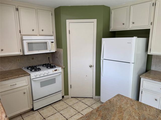 8614 Freewood Street, Houston, TX 77034