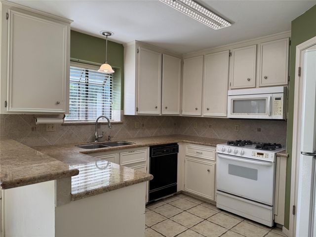 8614 Freewood Street, Houston, TX 77034